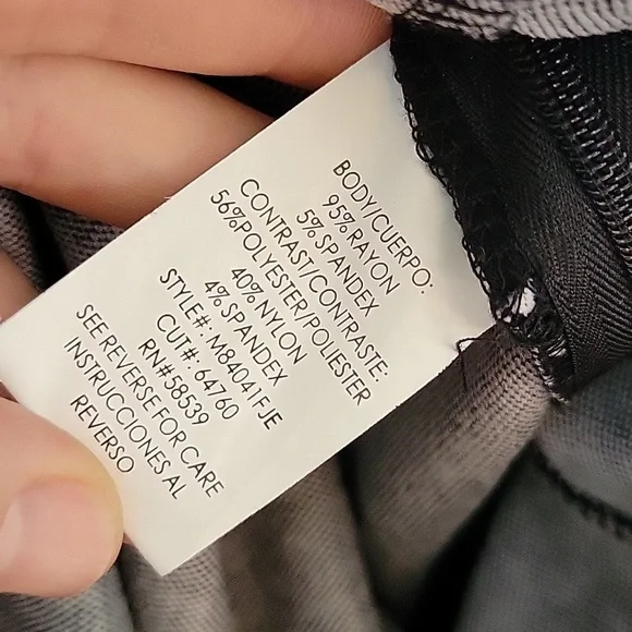 Retro Wiggle Dress - Picture 9 of 12